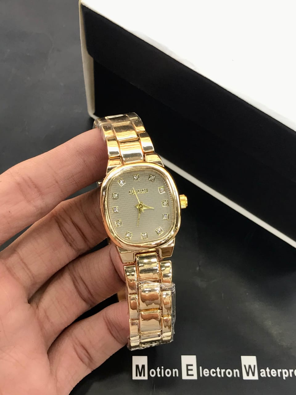 GUCCI LADIES WATCH