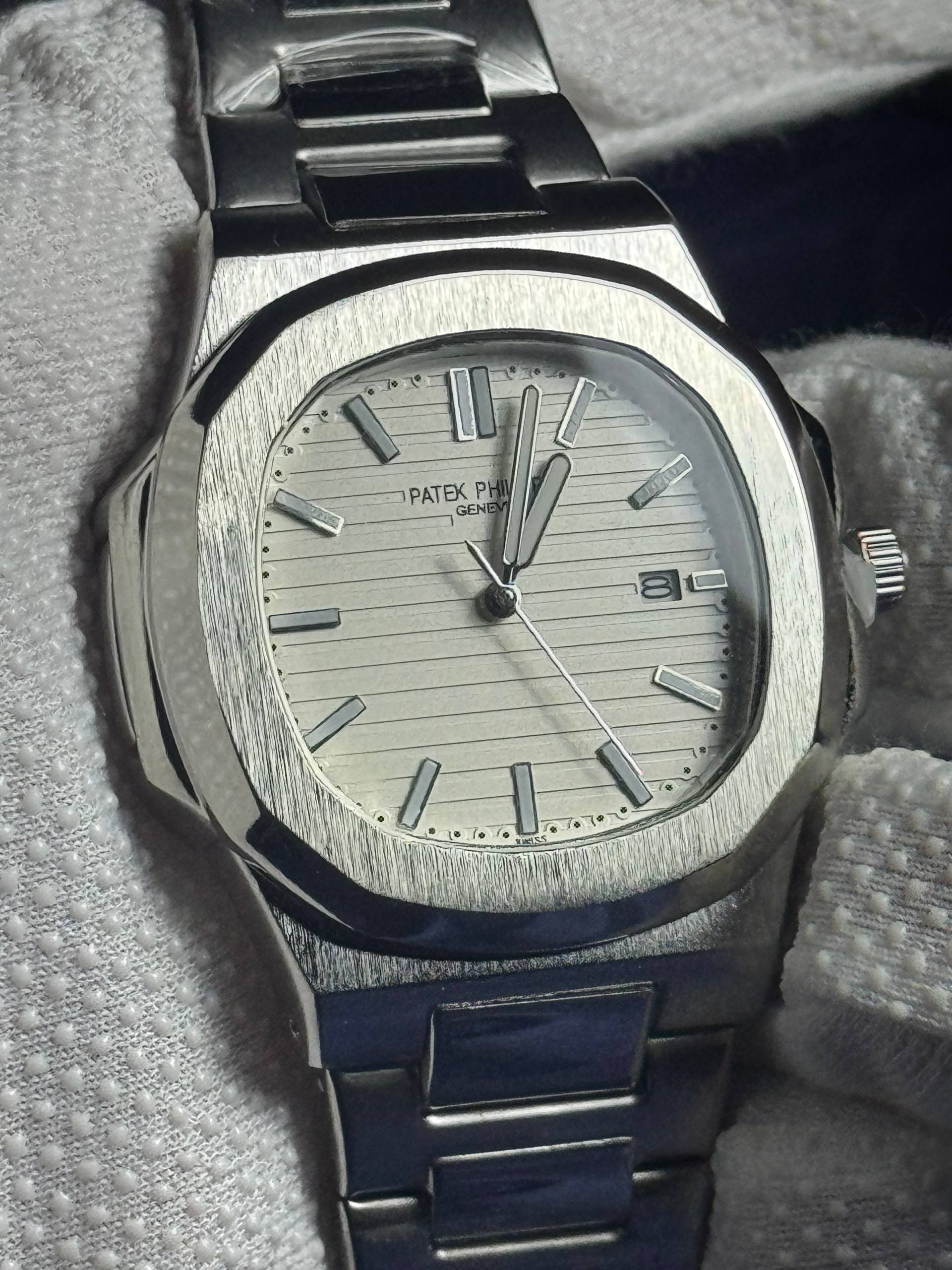 PATEK PHILIPE - CIRCULAIRE